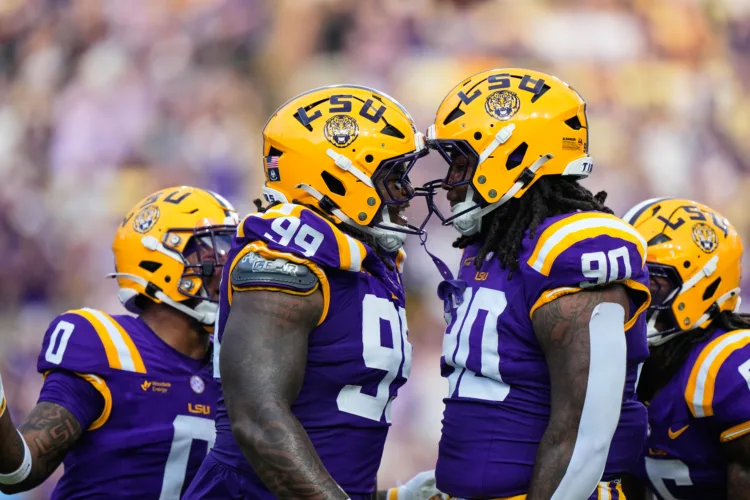 College football picks: LSU defense will be difference against Ole Miss in weekend's showcase game